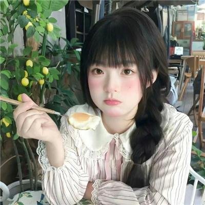 俏皮女学生